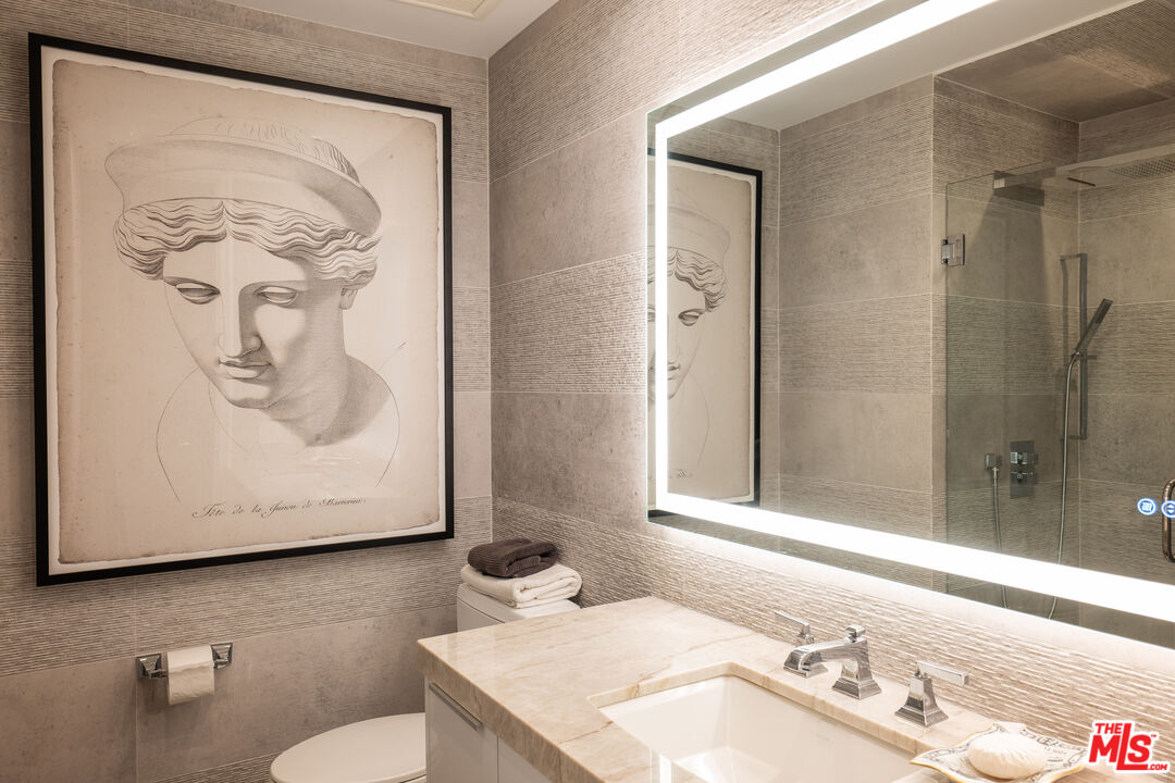 300 N Swall Dr Unit: 105