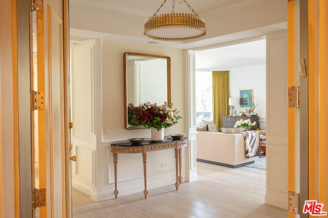 300 N Swall Dr Unit: 105