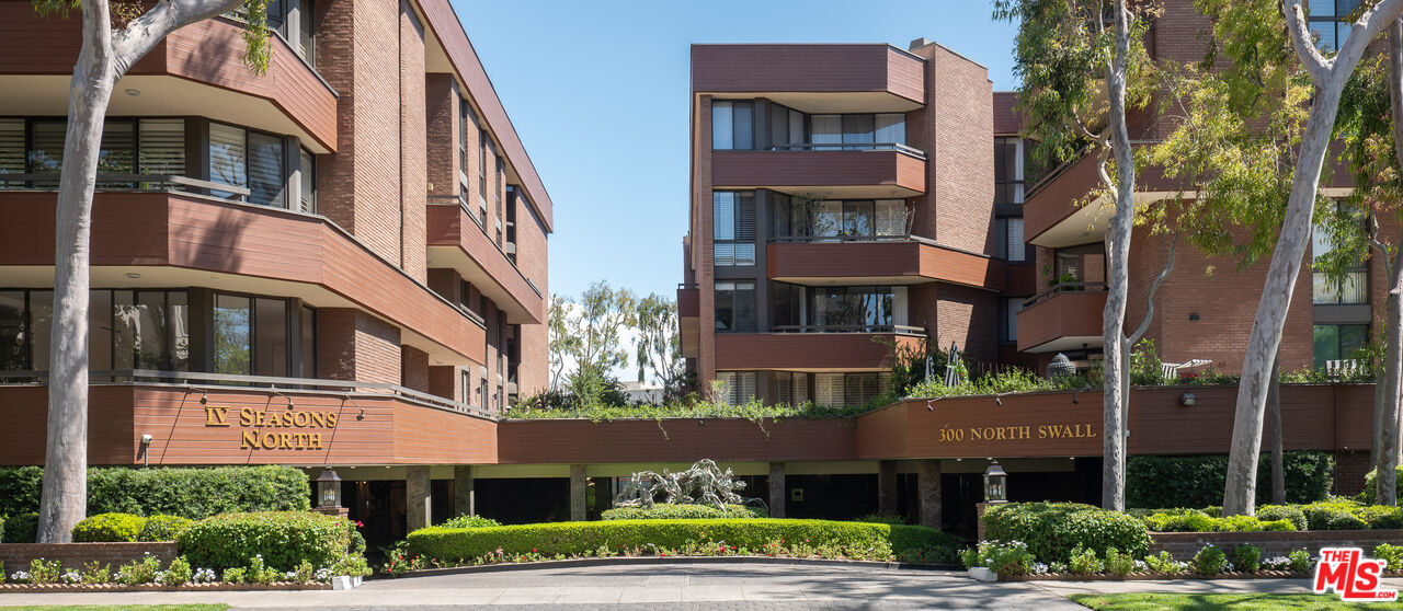 300 N Swall Dr Unit: 105