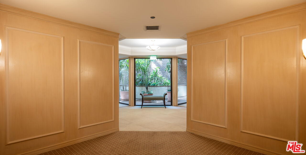 300 N Swall Dr Unit: 105