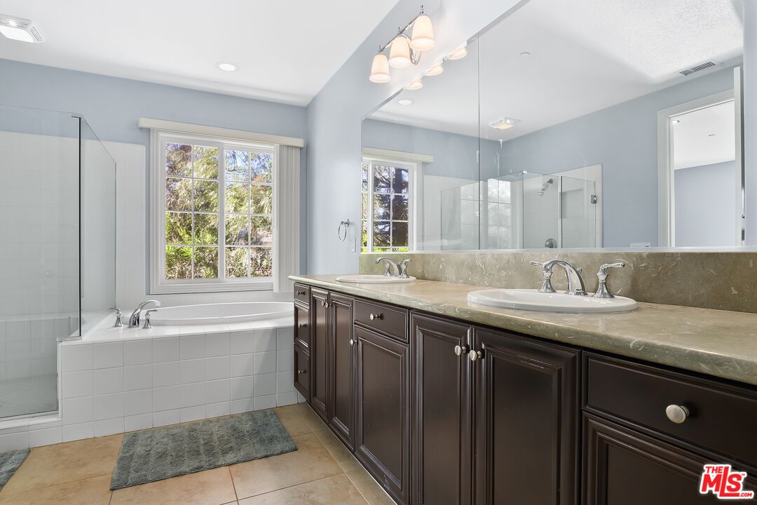 11507 Verona Dr Unit: U
