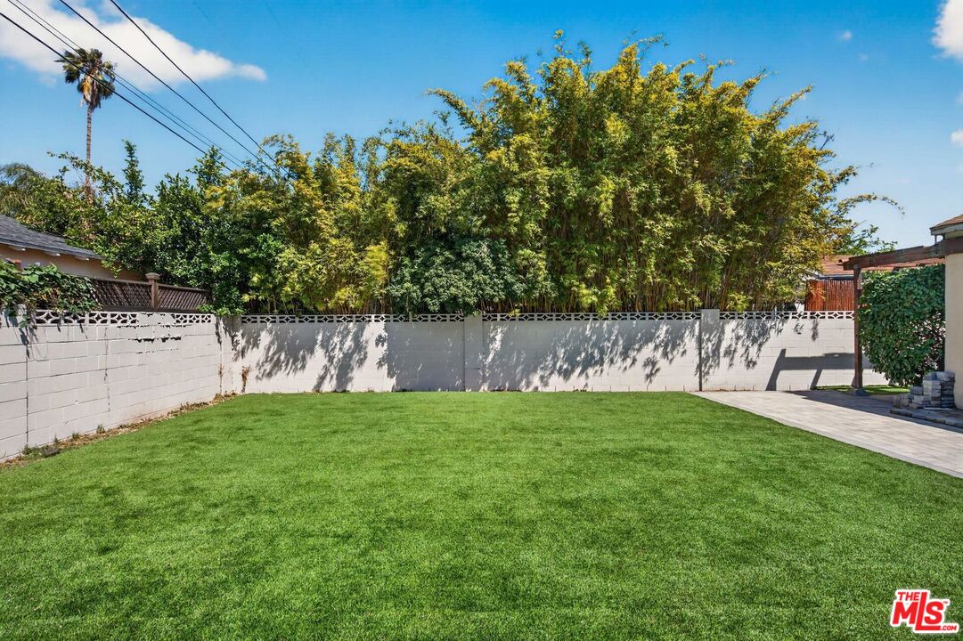 12023 Collins St
