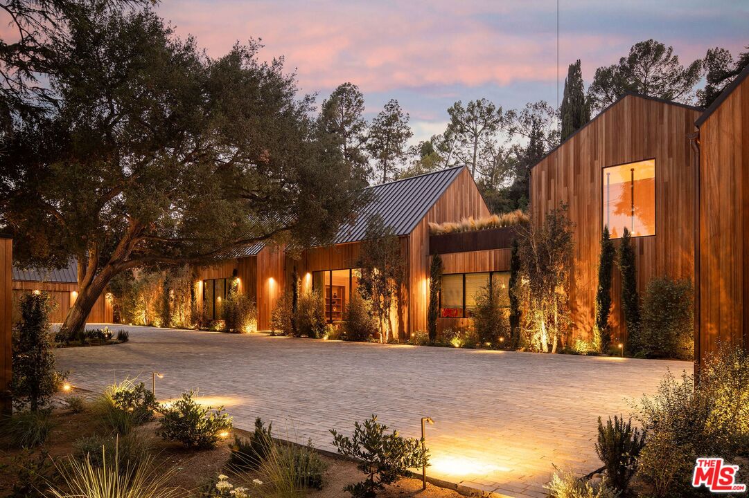 3405 Fryman Rd