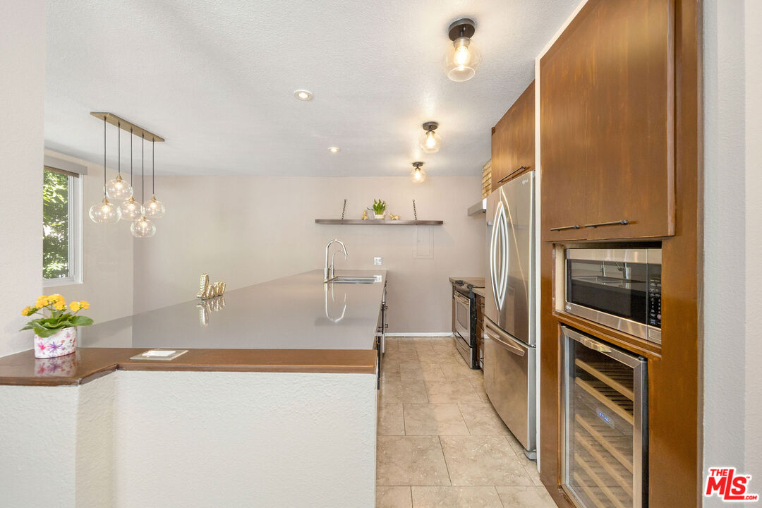 8535 W West Knoll Dr Unit: 118