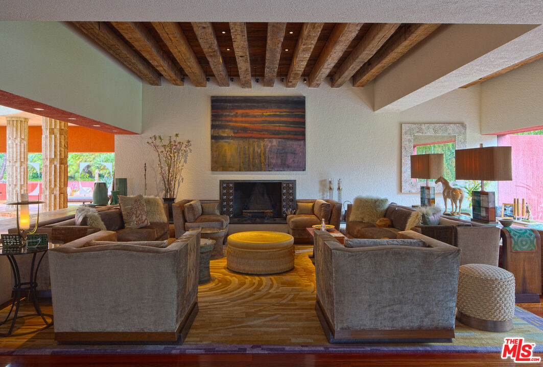 470 Layton Way
