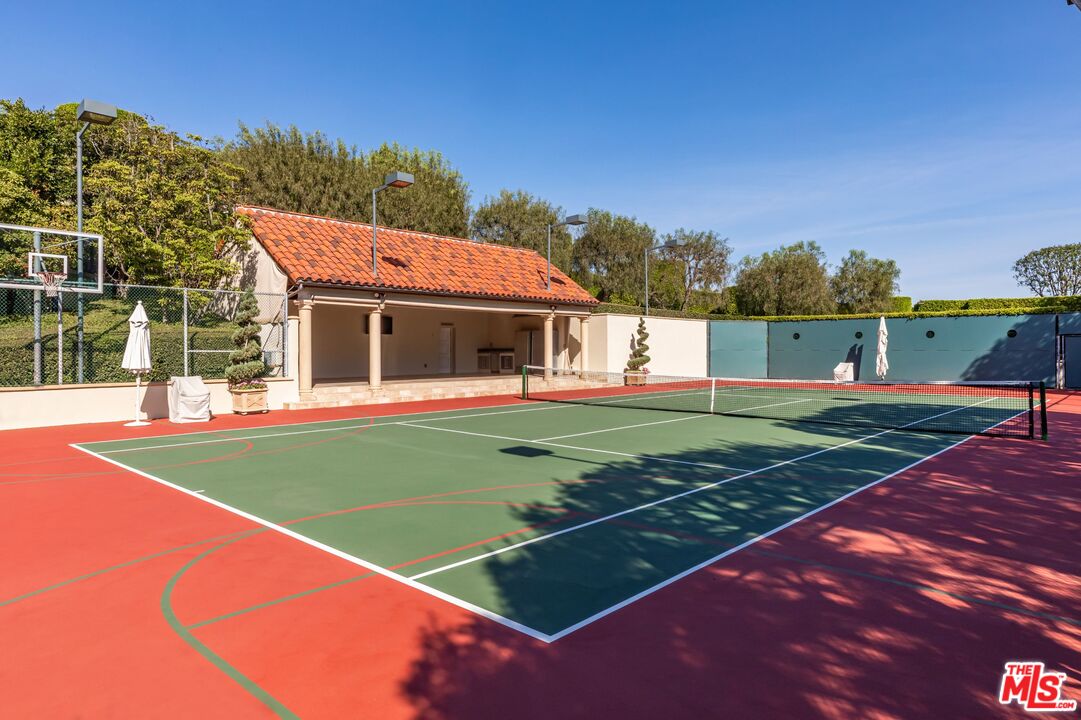 1309 Davies Dr