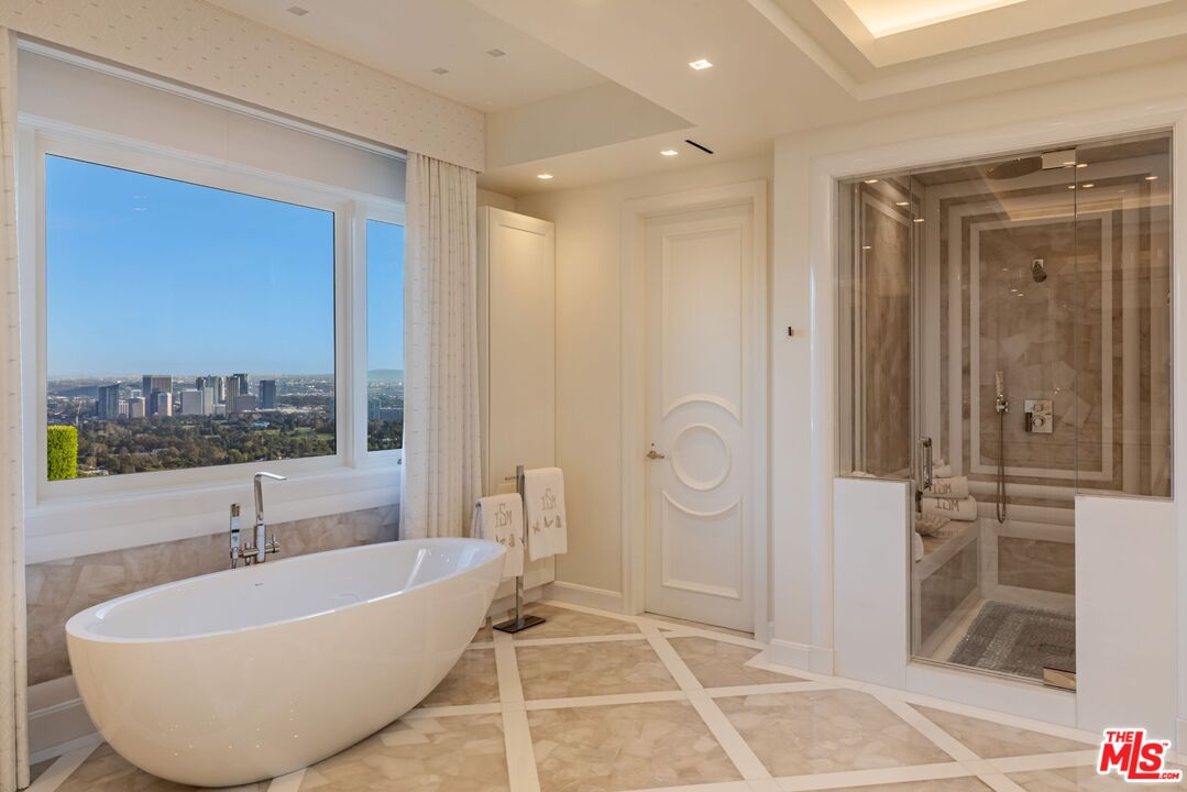 1309 Davies Dr