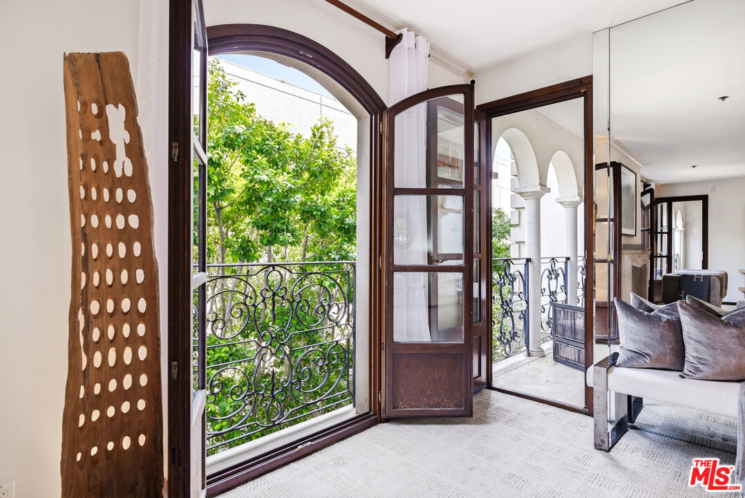 9249 Burton Way Unit: 305
