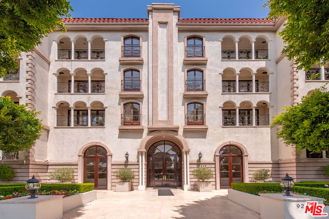 9249 Burton Way Unit: 305