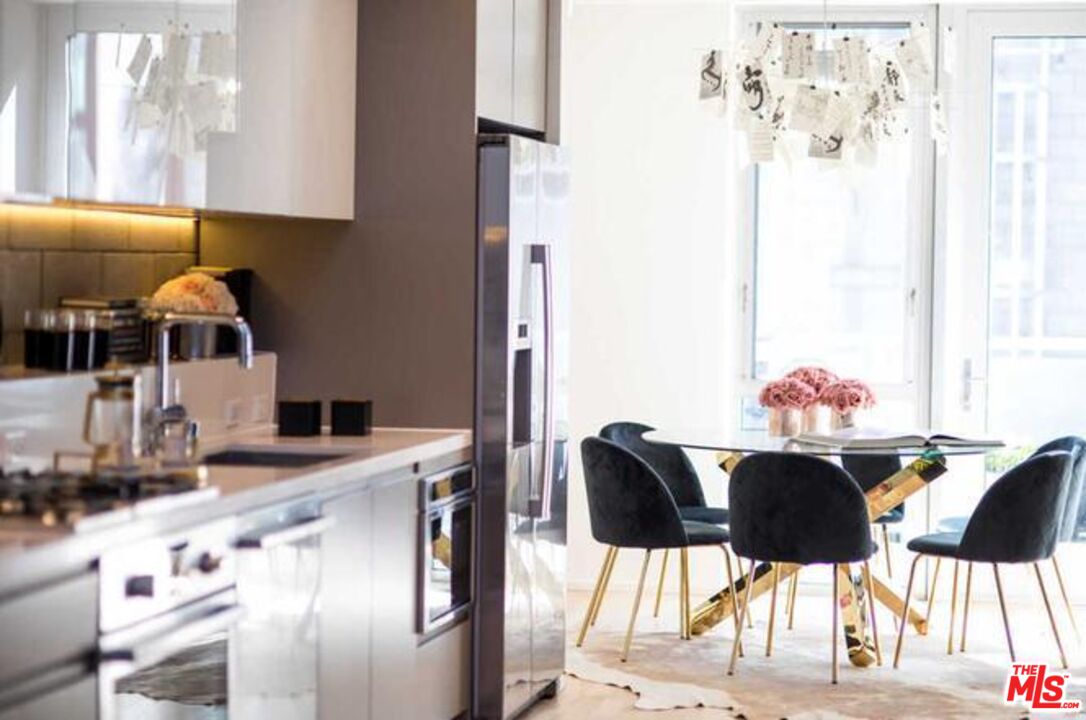 3450 Cahuenga Blvd Unit: 601
