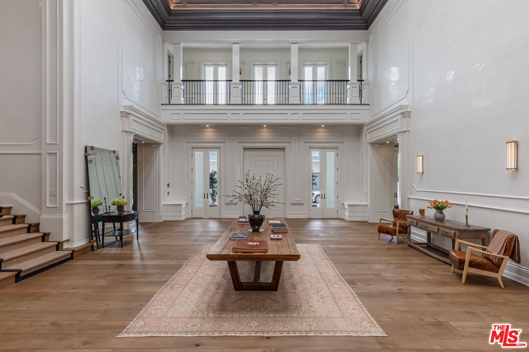 2571 Wallingford Dr