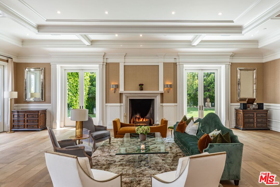 2571 Wallingford Dr