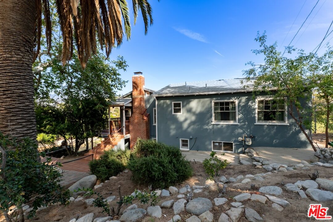 9866 Mcbroom St