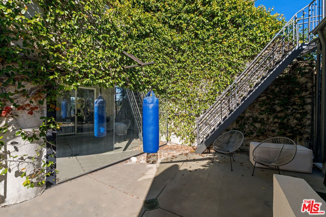 2333 Vasanta Way