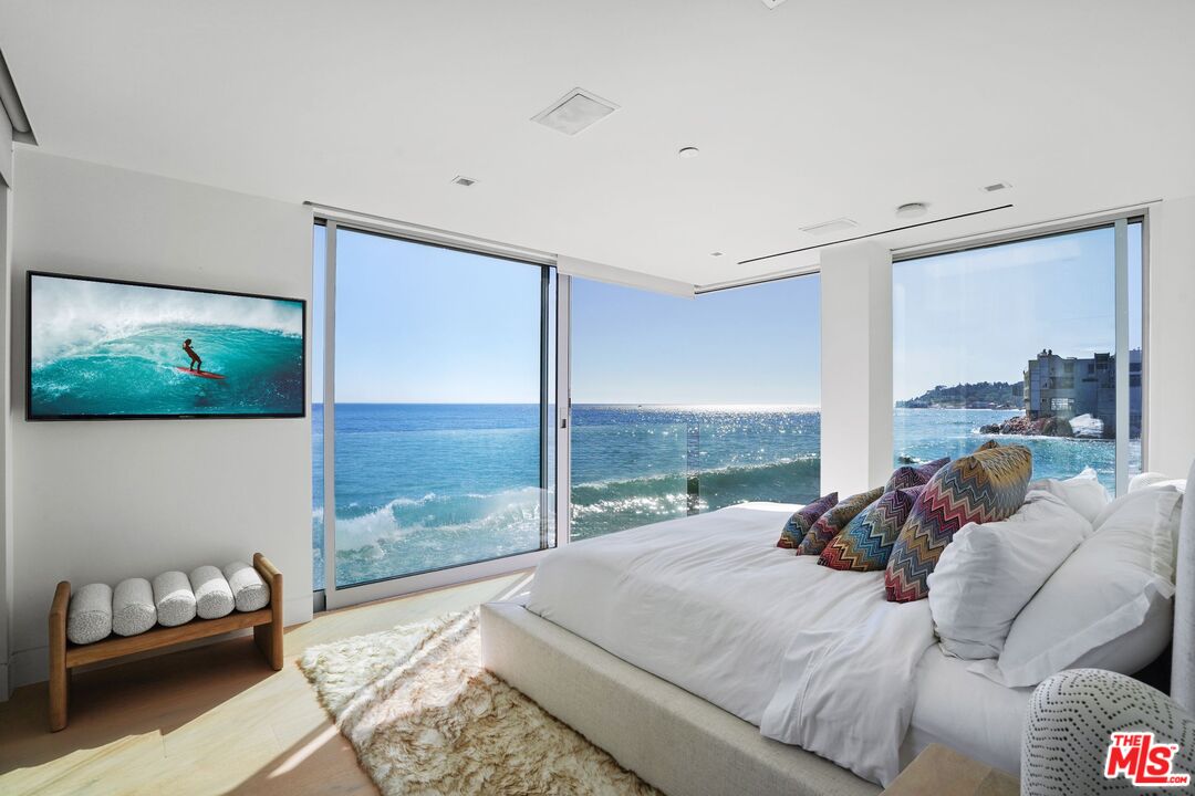 26122 Pacific Coast Hwy