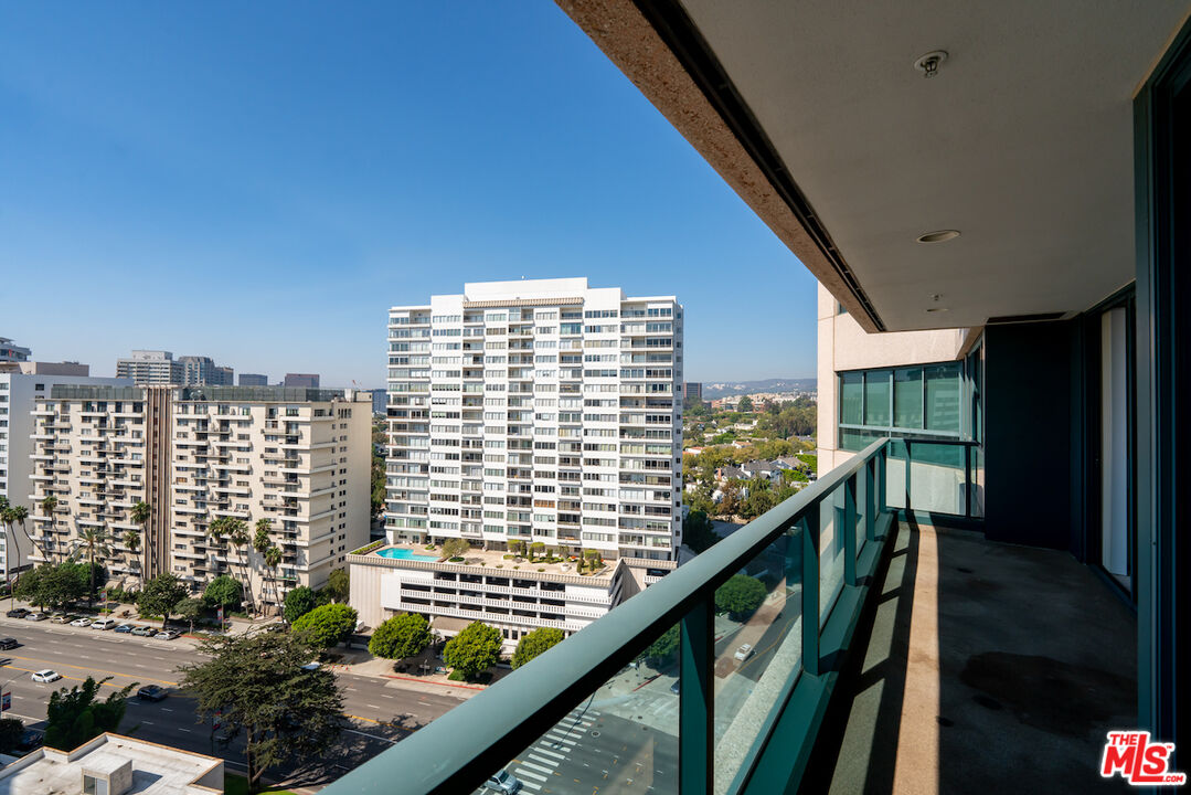 10490 Wilshire Blvd Unit: 1402