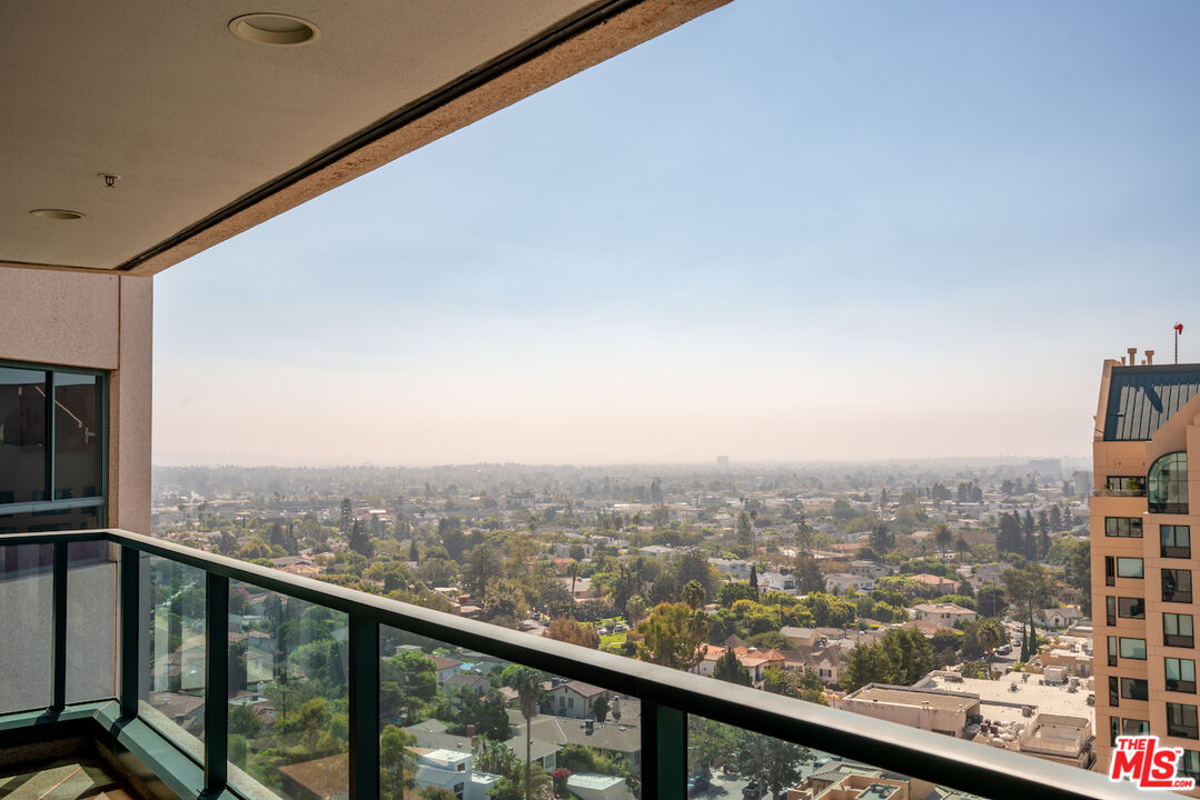 10490 Wilshire Blvd Unit: 1402