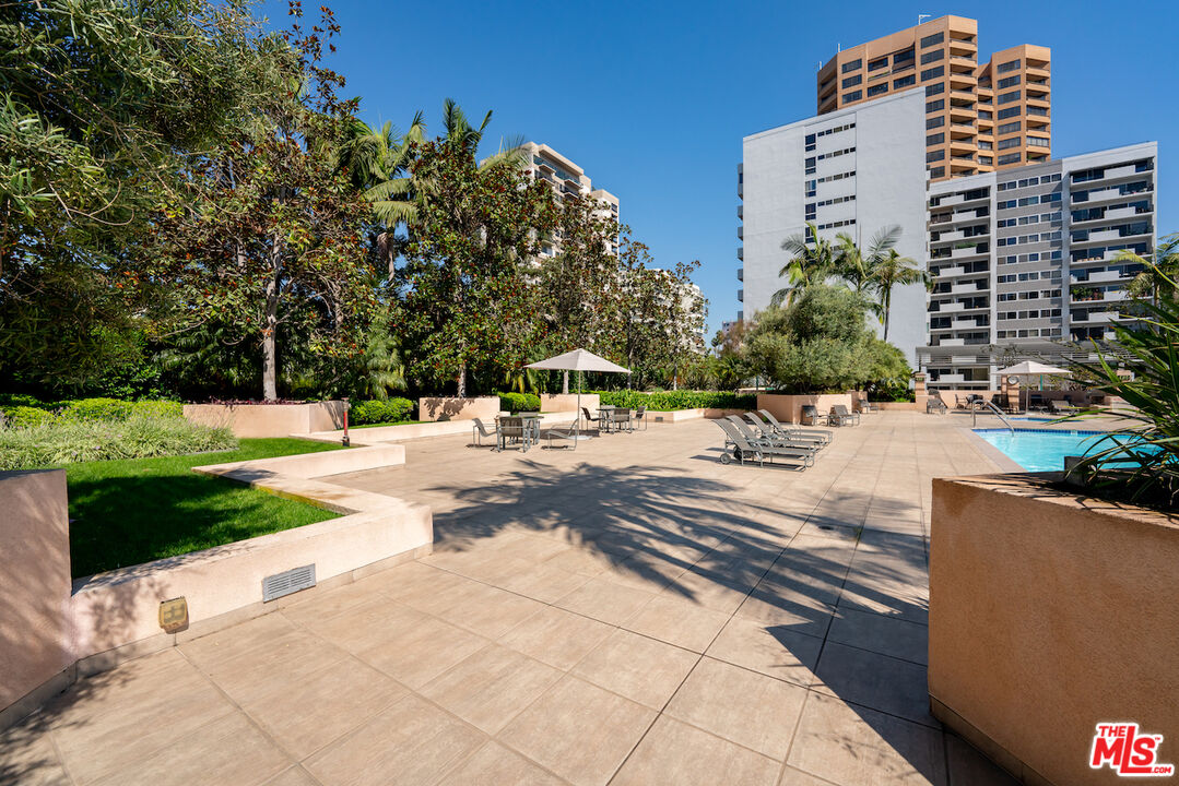 10490 Wilshire Blvd Unit: 1402