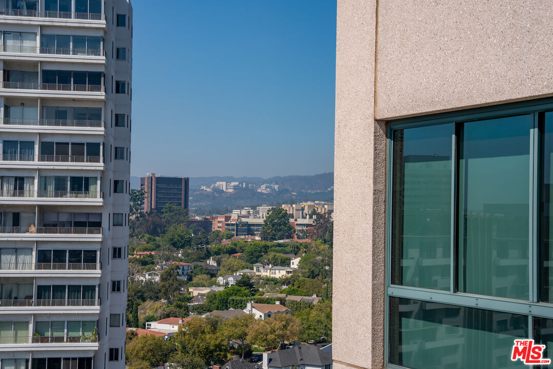 10490 Wilshire Blvd Unit: 1402