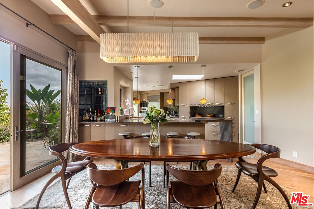 1211 Sierra Alta Way
