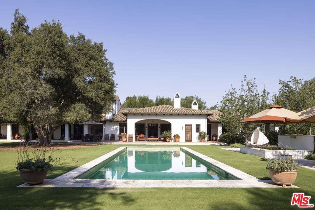 16401 Calle Feliz