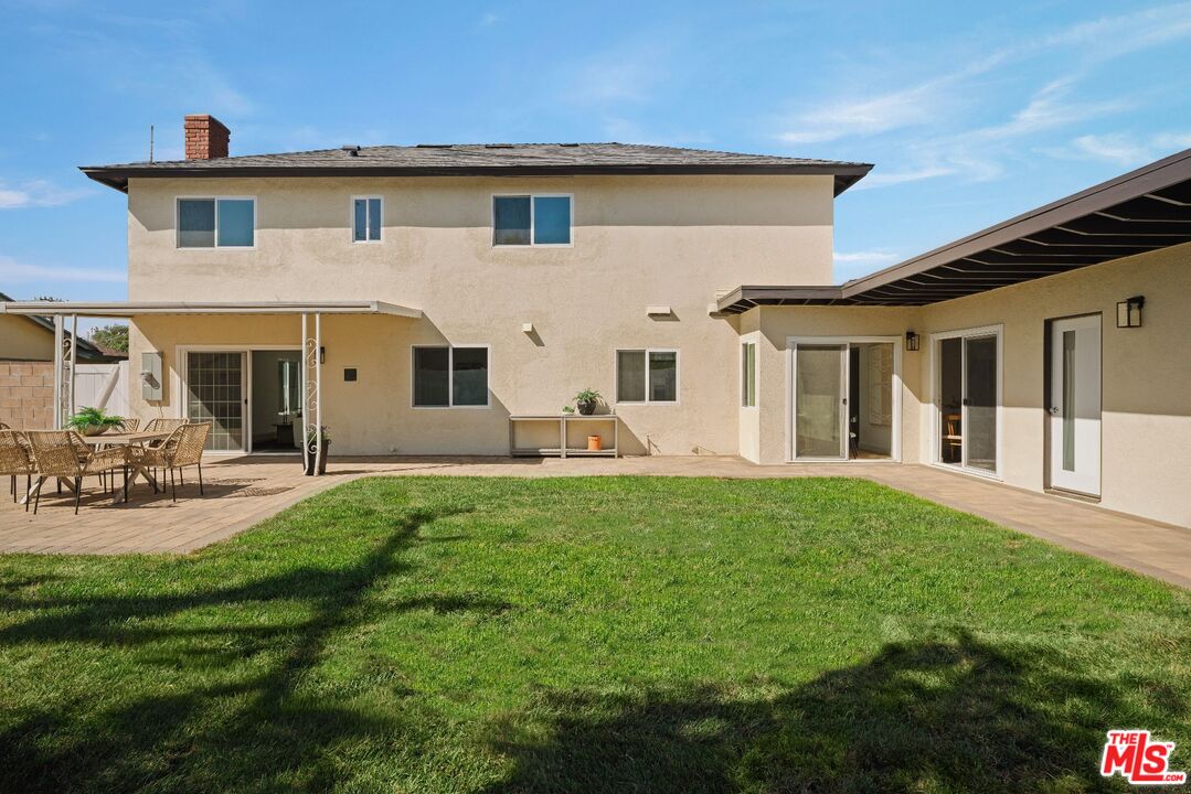 130 E Gainsborough Rd