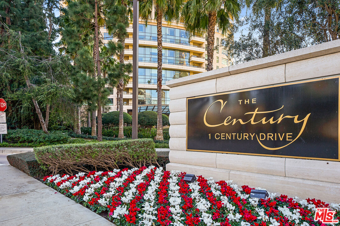 1 W Century Dr Unit: 35D