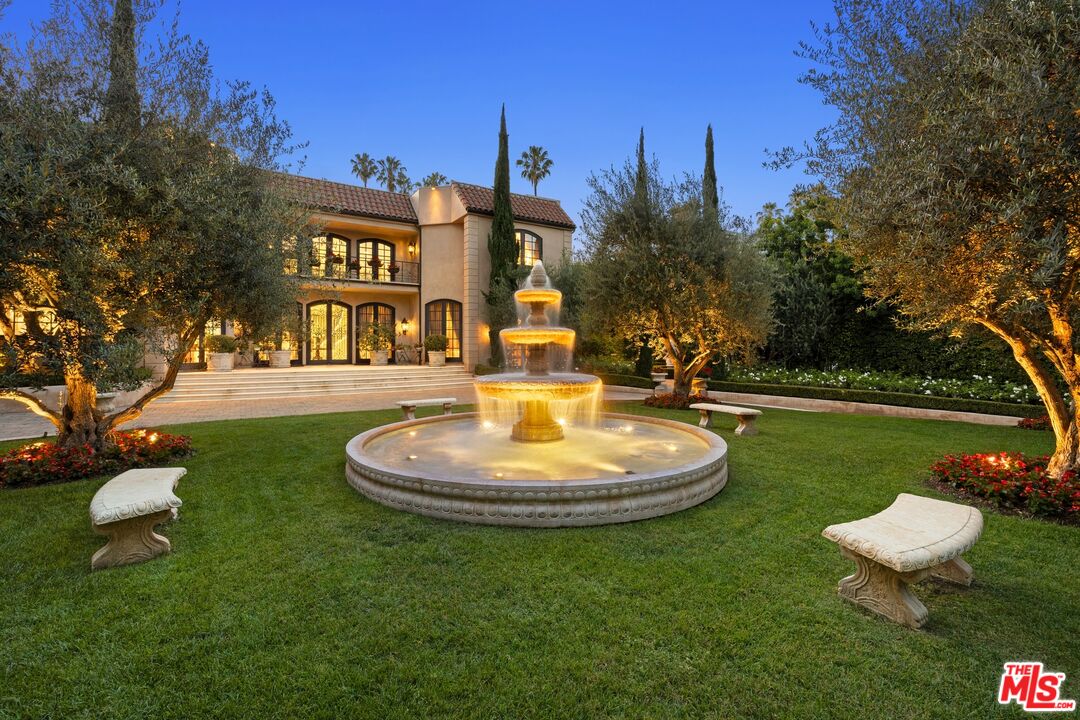 9541 Sunset Blvd