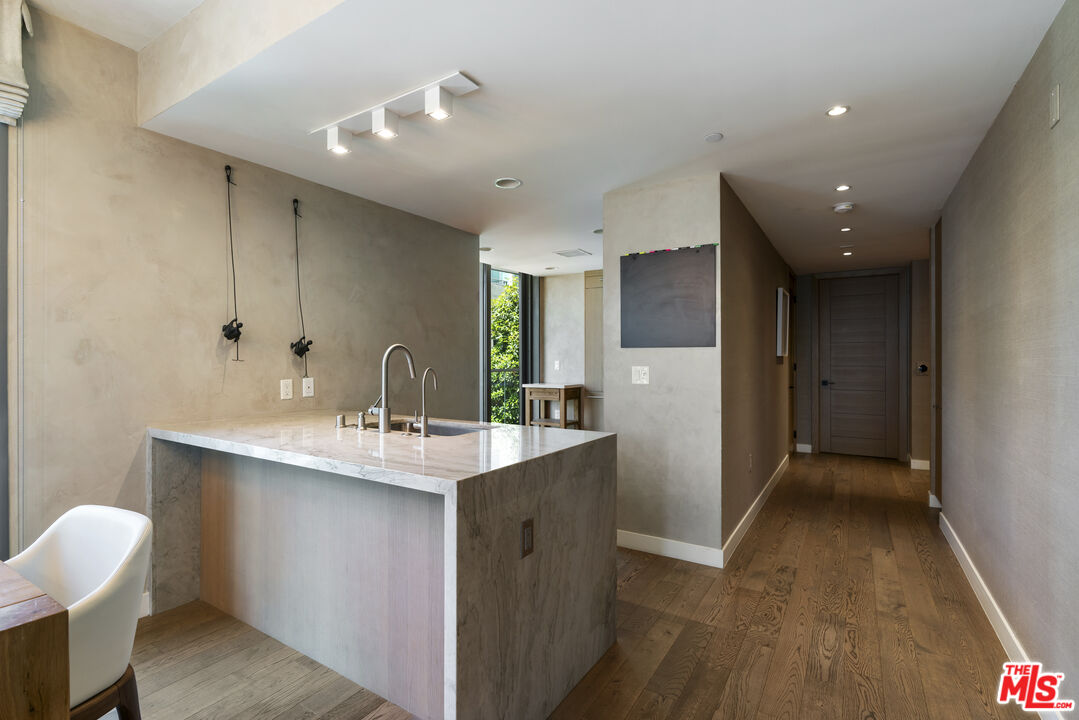 1755 Ocean Ave Unit: 410