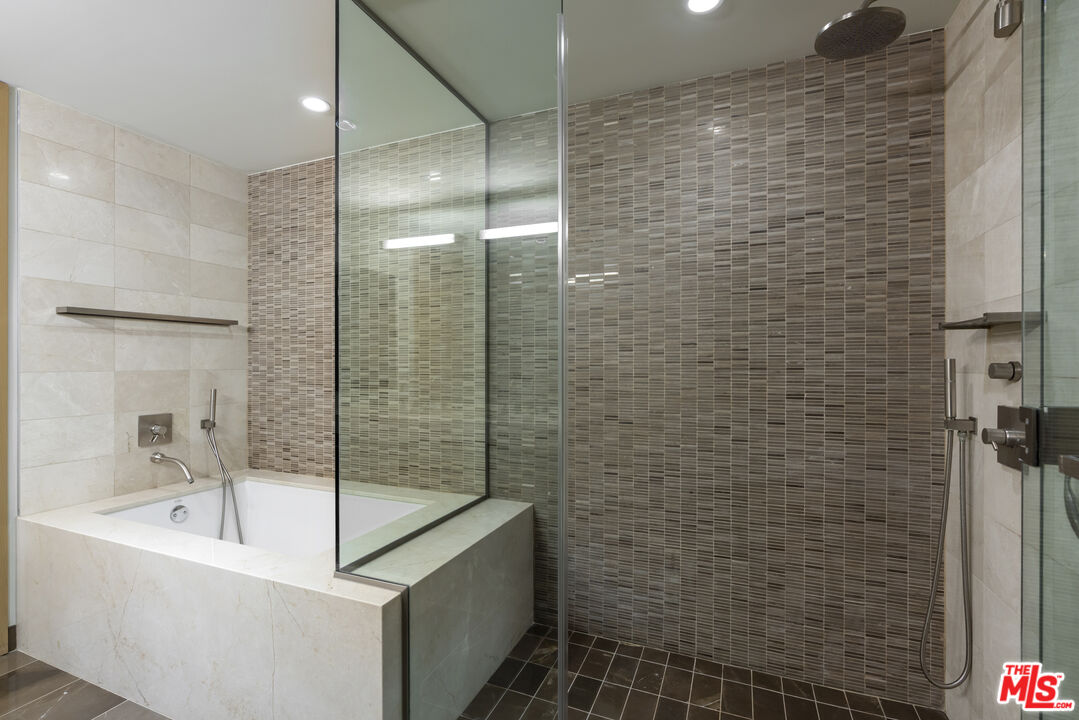 1755 Ocean Ave Unit: 410