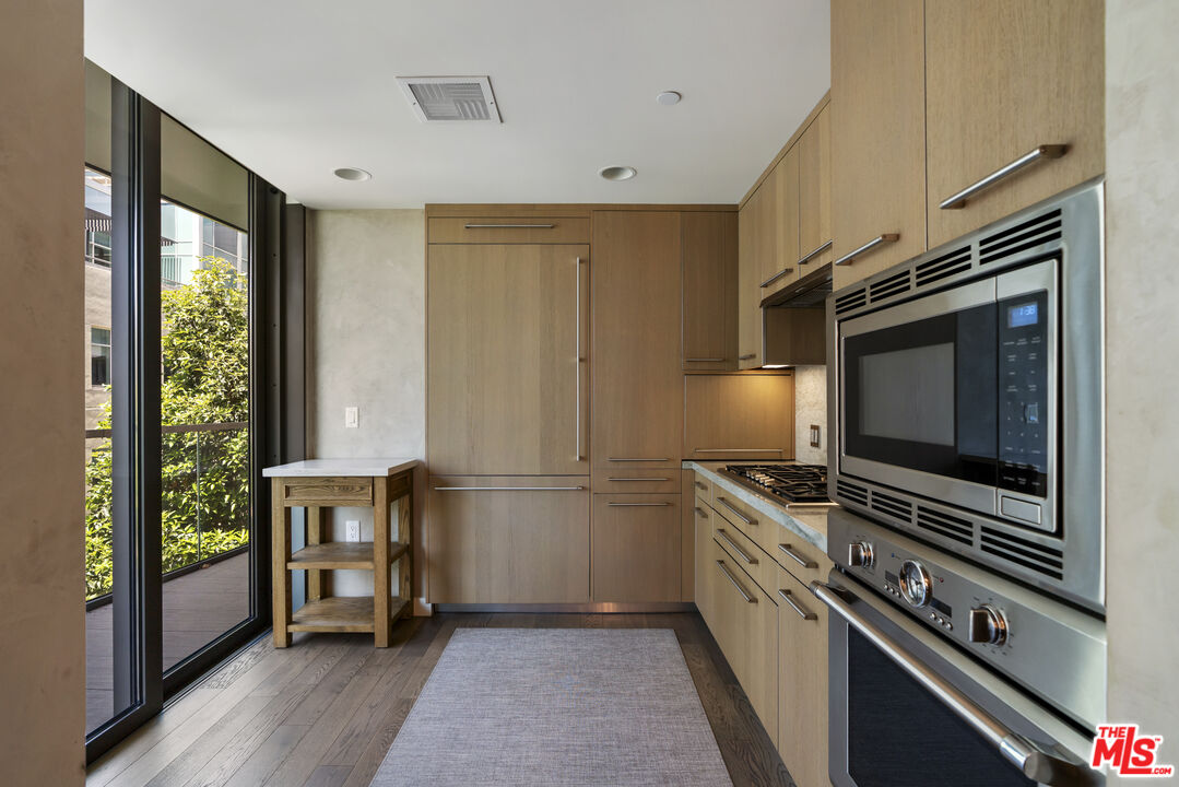 1755 Ocean Ave Unit: 410