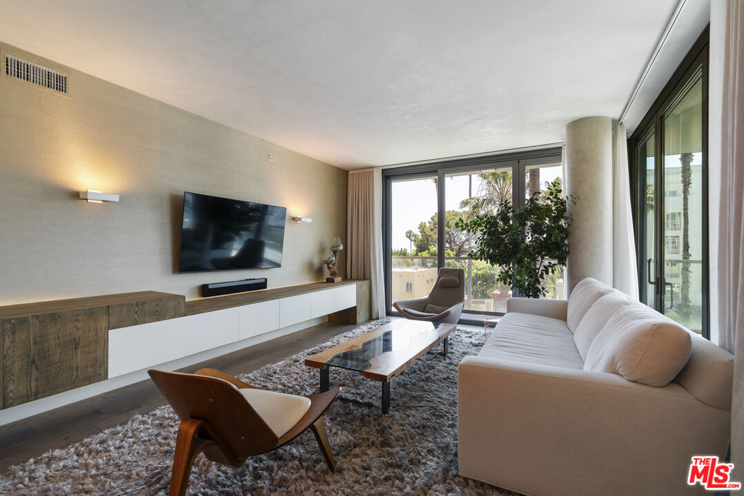 1755 Ocean Ave Unit: 410