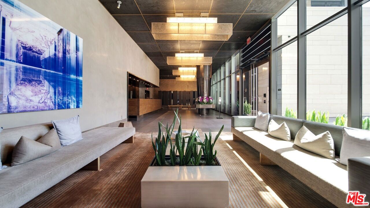 1755 Ocean Ave Unit: 410