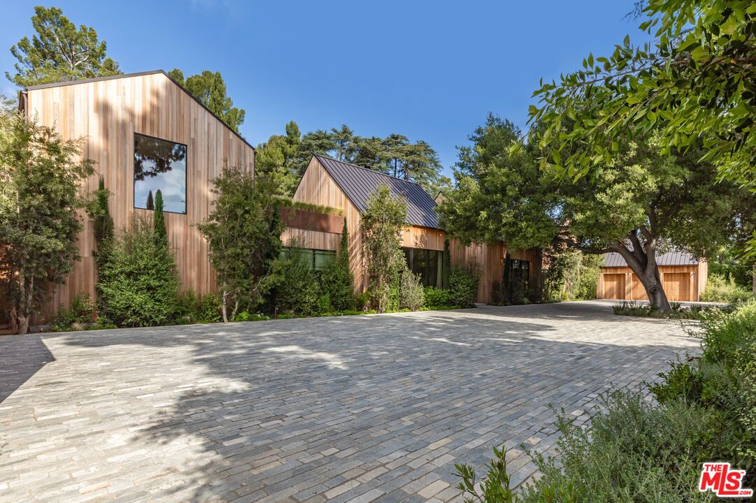 3405 Fryman Rd