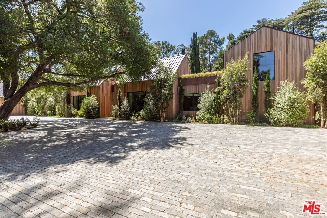 3405 Fryman Rd
