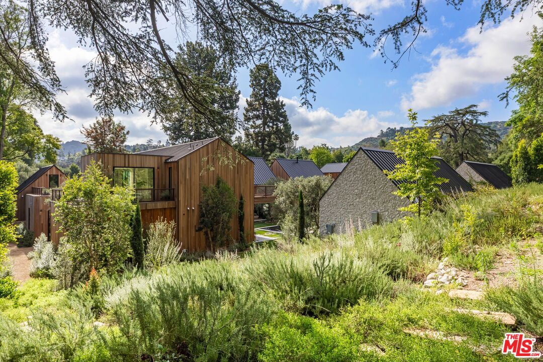 3405 Fryman Rd