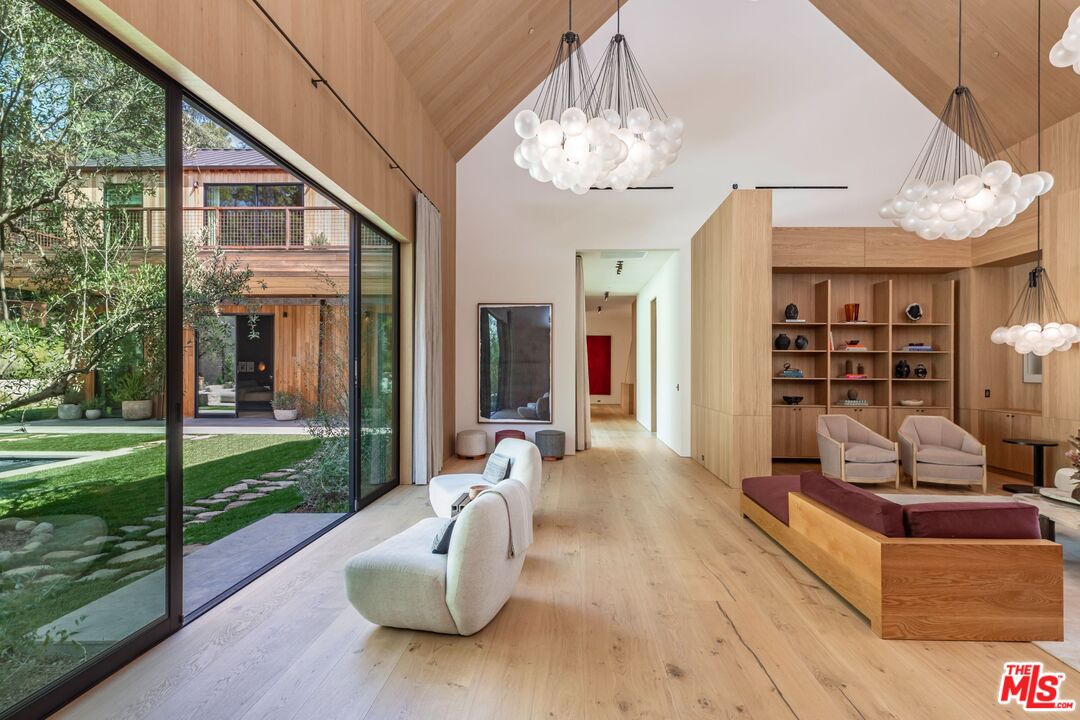 3405 Fryman Rd