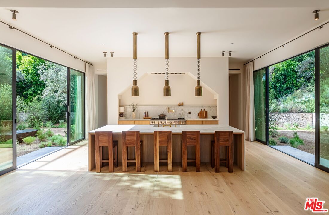 3405 Fryman Rd