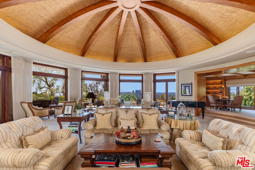 1101 Bel Air Pl