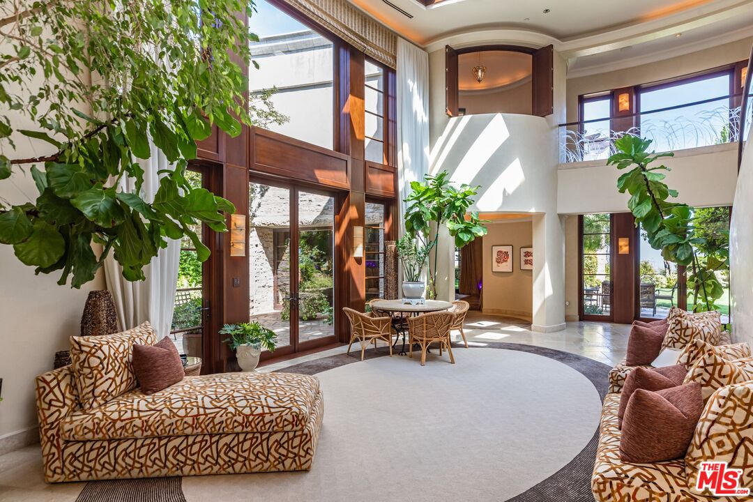 1101 Bel Air Pl