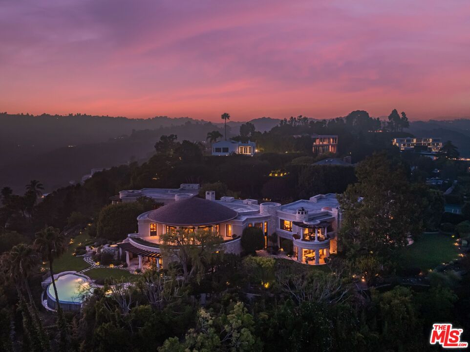 1101 Bel Air Pl
