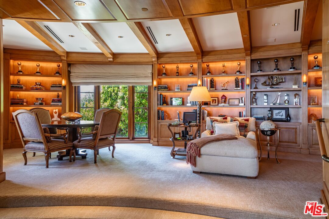 1101 Bel Air Pl