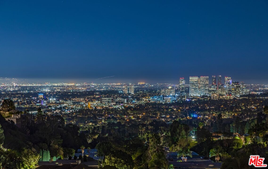 1101 Bel Air Pl