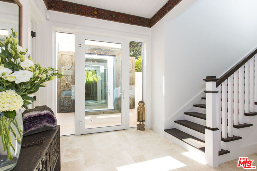 23812 Malibu Rd