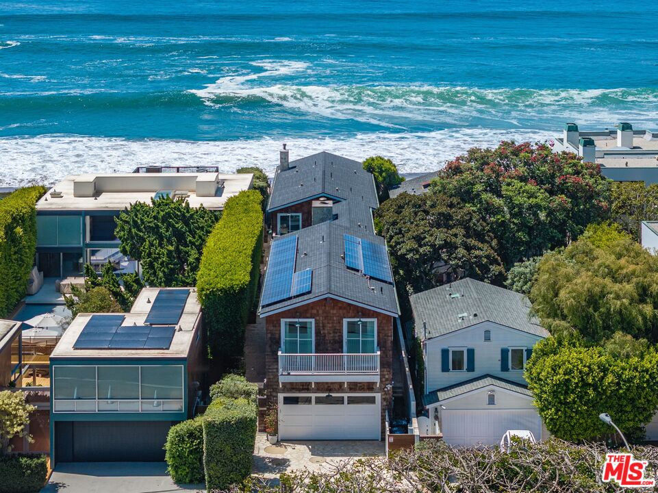 23812 Malibu Rd