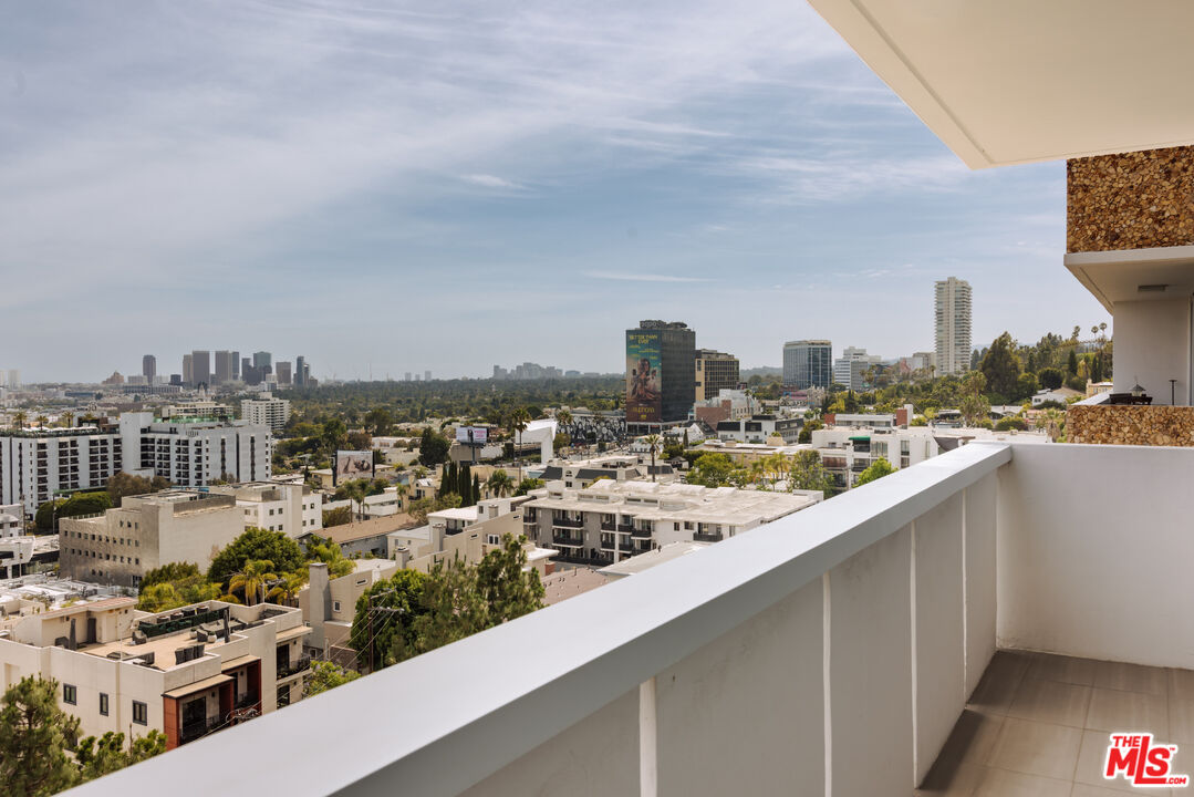 8787 Shoreham Dr Unit: 805