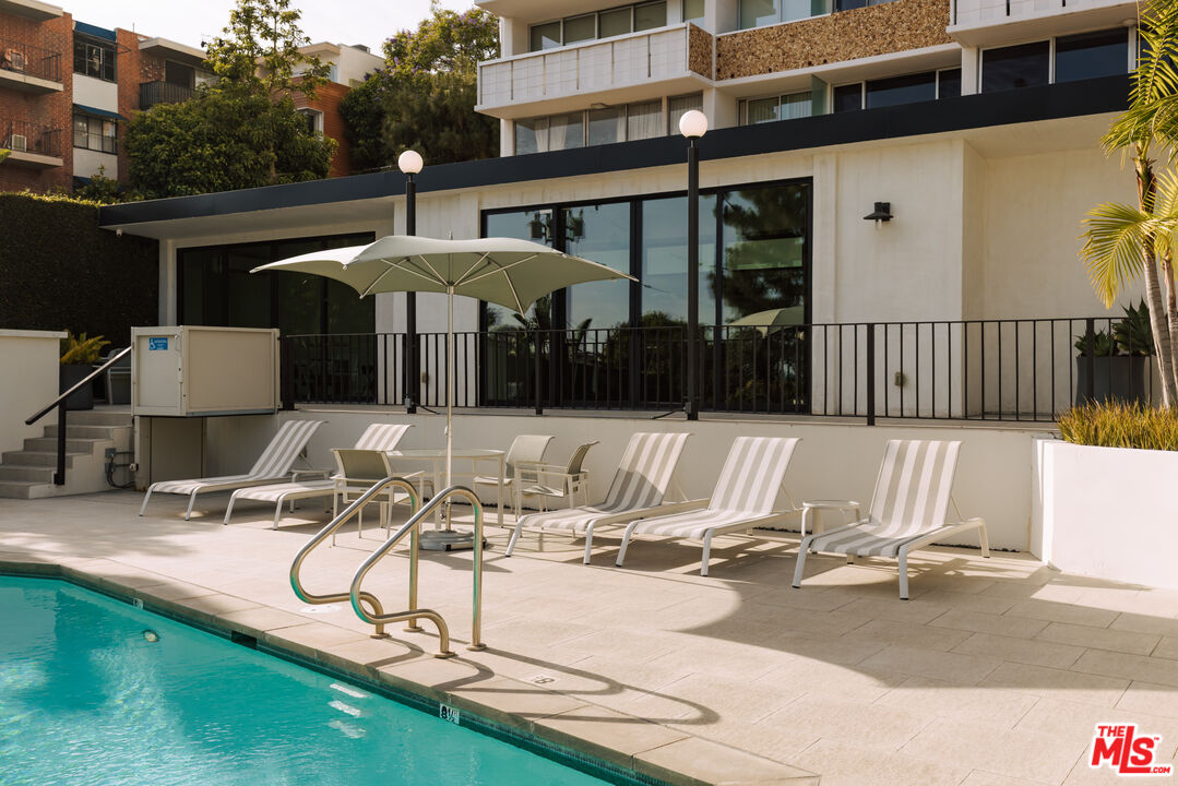 8787 Shoreham Dr Unit: 805