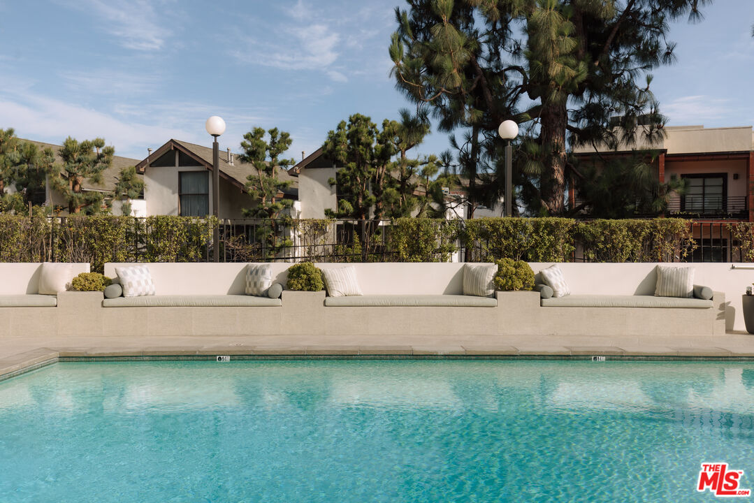 8787 Shoreham Dr Unit: 805
