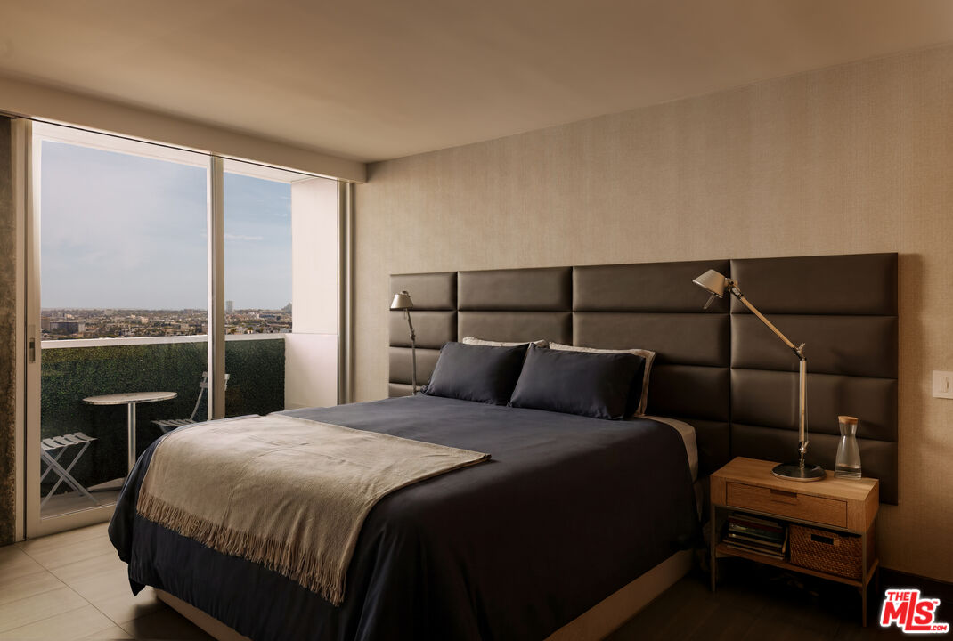 8787 Shoreham Dr Unit: 805