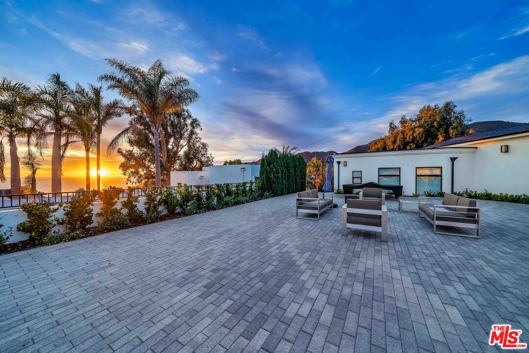 350 Bellino Dr